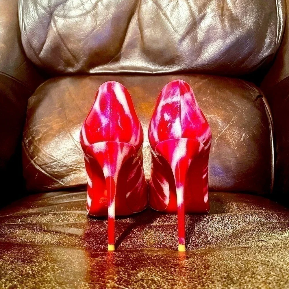CHRISTIAN Louboutin EU38.5 patent leather, Christmas Candy cane like print 100mm